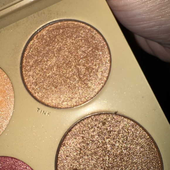Lunar Beauty Moonshroom Highlighter Palette.
New - Picture 5 of 13